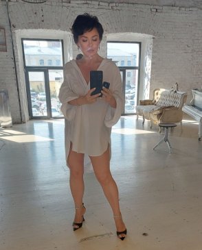 Каролина, 42