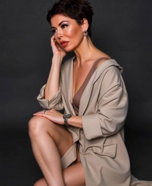 Каролина, 42